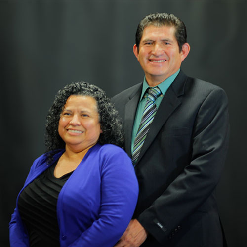Leonel-&-Magdalena-Escalente-(Ministers) Fernando & Josefina Flores (Pastor)